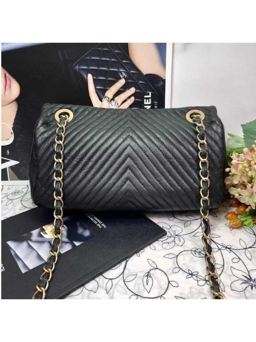 Chanel Chevron V-stitch Chain Shoulder Bag